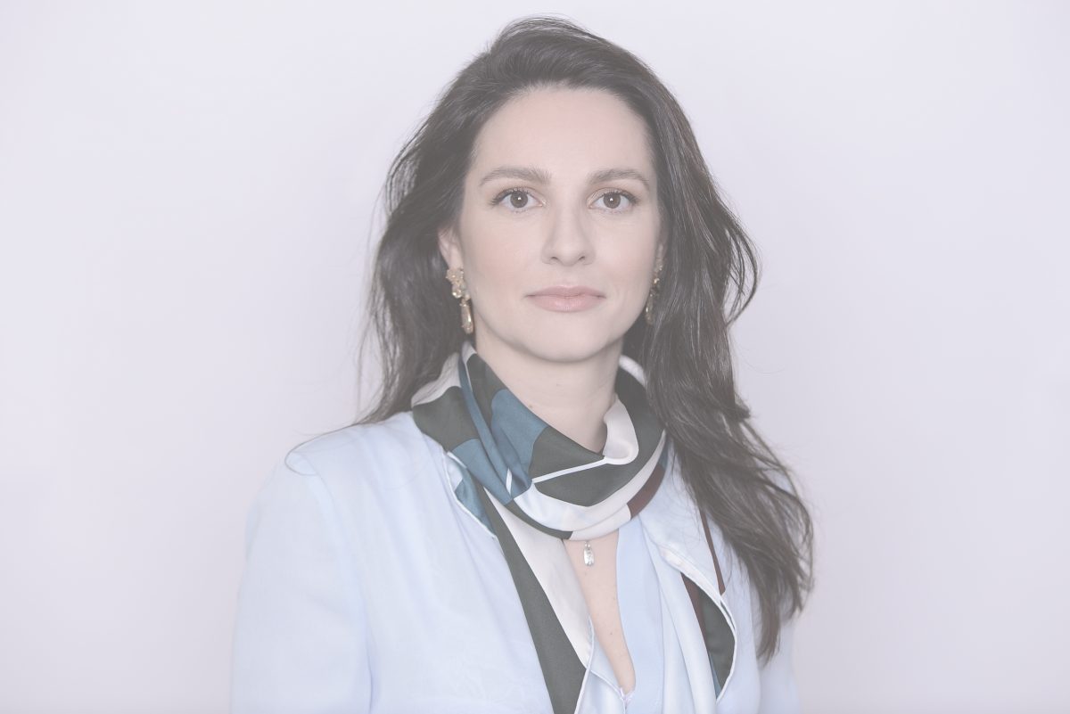 Fernanda Maria Rossignolli Grunspun Pitta, Lawyer